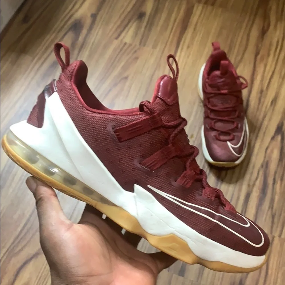 Nike Lebron 13 Low CAVS Men Sneakers
